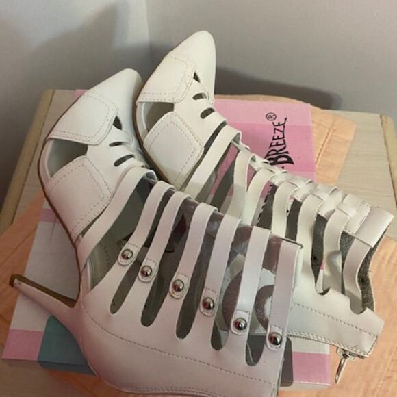 Nature Breeze Paris White Gladiator, size 9 - Picture 3 of 6